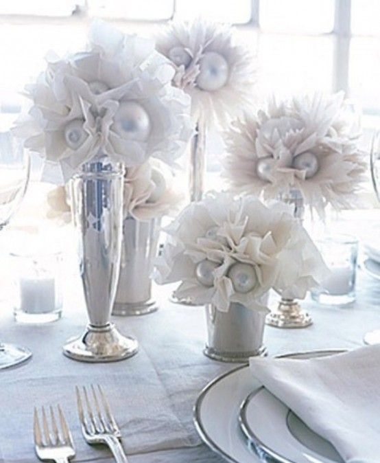 75 Charming Winter Centerpieces | DigsDigs | Non floral .