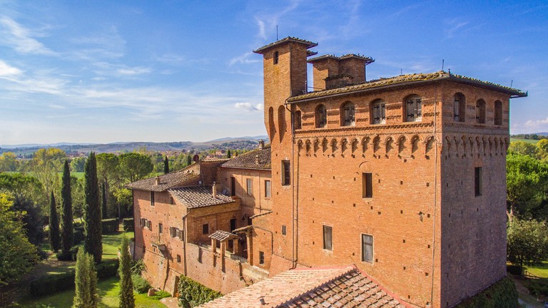 10 Beautiful Castles in Italy to Book on Airb