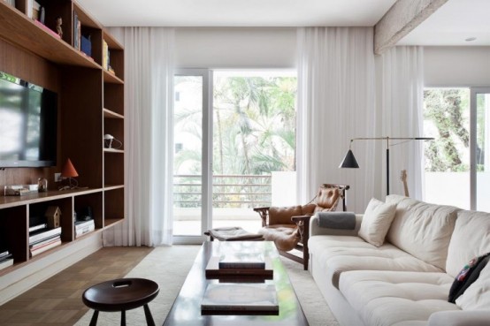 Airy Brazil Apartment In Mid-Century Style - DigsDi