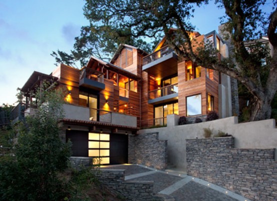 Amazing LEED Home With a Very Vertical Design - HouseHillside .