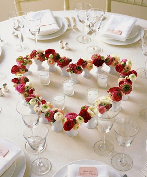 Amazing Valentines Day Centerpieces Decoration with Heart Shape .