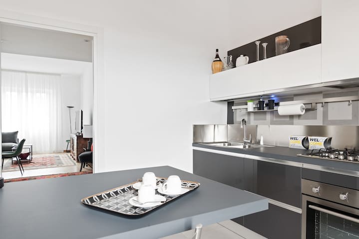 Fusion Style between ℕavigli Area & ℙ. ℝomana - Apartments for .