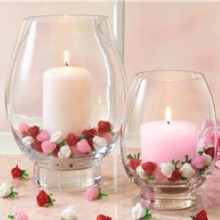 Pin by Sharon Ferden on Holiday | Valentine candles, Romantic .