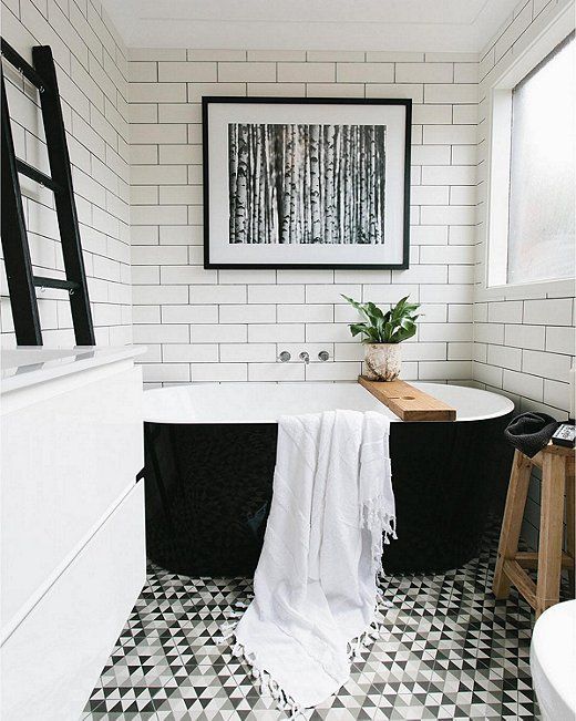 9 Gorgeously Graphic Bathrooms, Courtesy of Instagram | Black .