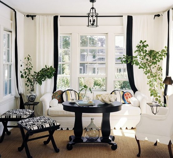 21 Black And White Traditional Living Rooms - DigsDi