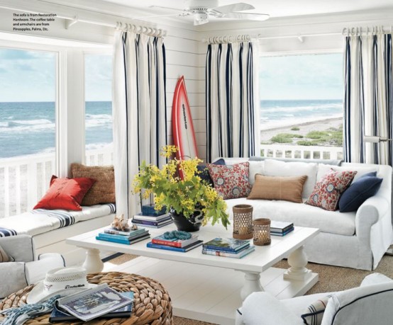 25 Coastal And Beach-Inspired Sunroom Design Ideas - DigsDi