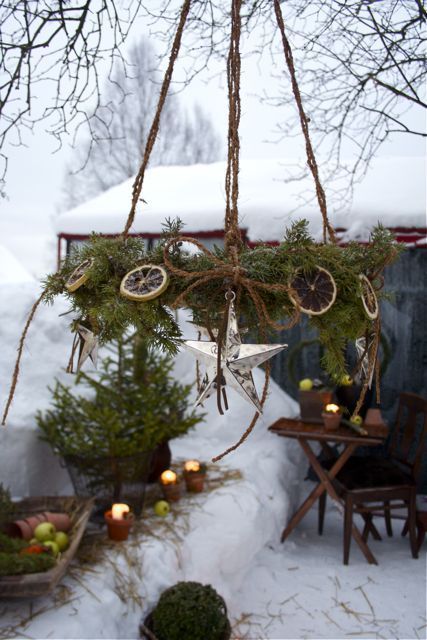 40 Comfy Rustic Outdoor Christmas Décor Ideas | Outdoor christmas .
