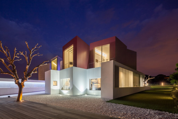 A Madrid House Looks Like a Geometric Sculptu