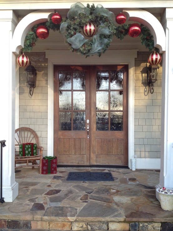 Picture Of adorable christmas porch decor ideas