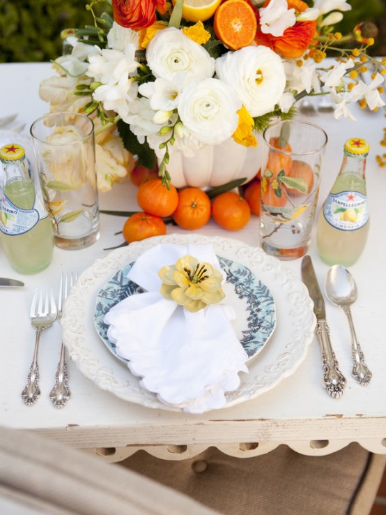 26 Cool Mother's Day Table Décor Ideas - DigsDi