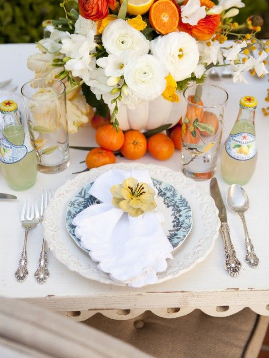 Mother's Day Table Decoration Ideas | Brunch decor, Cream dinner .