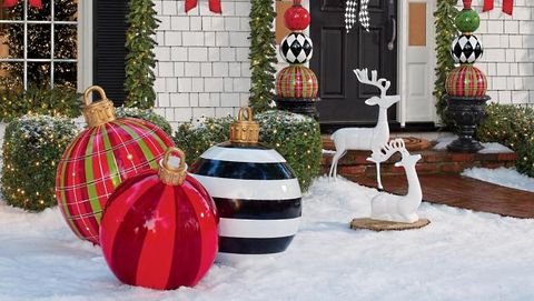 Best Large Outdoor Christmas Ornaments - Giant Holiday Ornament .