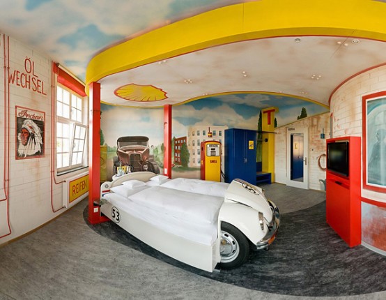 10 Cool Room Designs for Car Enthusiasts - DigsDi