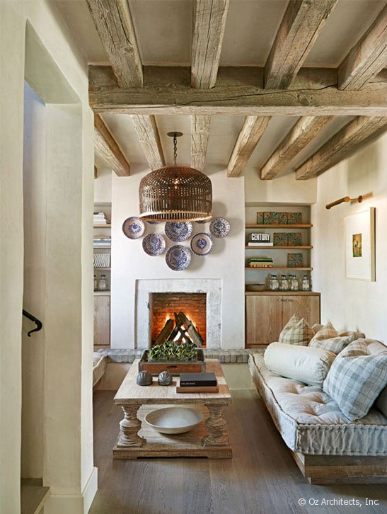 Desert Farmhouse With Warm Traditional And Rustic Interiors - DigsDi