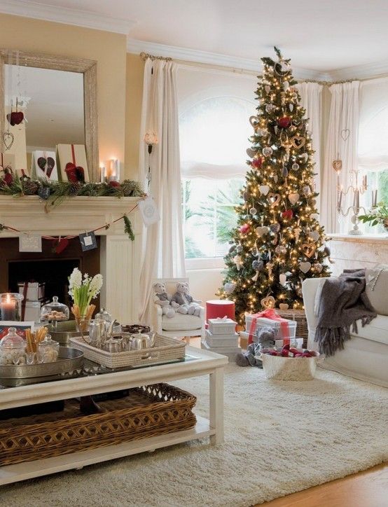 55 Dreamy Christmas Living Room Décor Ideas | DigsDigs | Christmas .