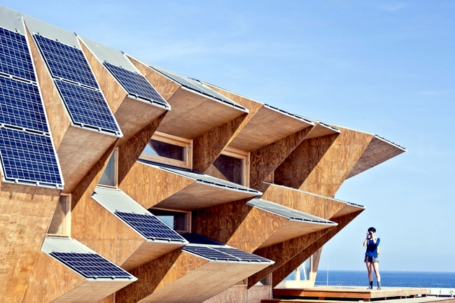 Eco-friendly solar energy in the house – this is the future .