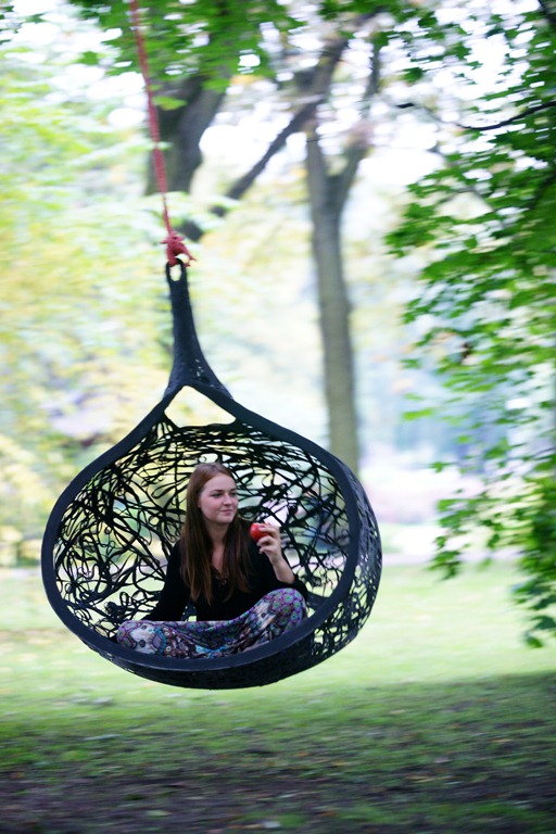 Exclusive Hanging Chair For Your Garden - DigsDi