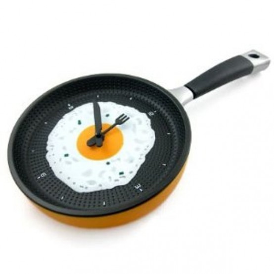 Funny Fried Omelette Clock For Your Kitchen - DigsDi