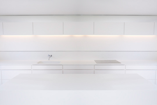 Gallery-Like Almost Completely White Living Space - Vitt Hus by .