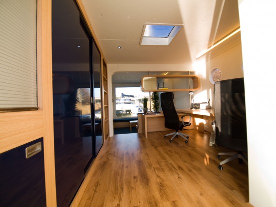 H2Office - Small Floating Prefab Office - DigsDi