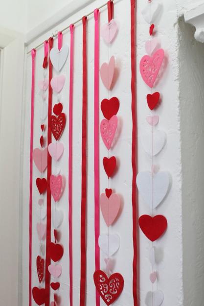 Making Hearts Decorations with Kids, Paper Crafts for Valentines D
