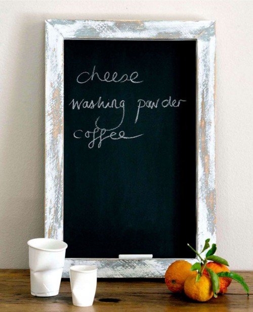 How To Use Chalkboard Pieces For Home Décor: 35 Cool Ideas - DigsDi