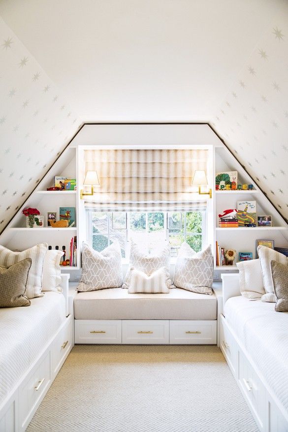 A tight space that is super chic for 3 children to share. For more .