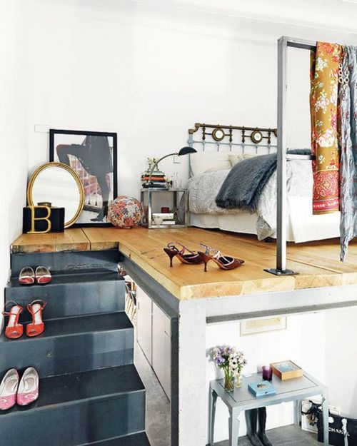 29 Impressive And Chic Loft Bedroom Design Ideas - DigsDi