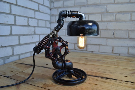 Industrial style table lamp with edison lamp and vintage retro | Et