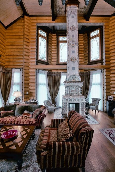 Large Siberian House In Eclectic Style (With images) | House .