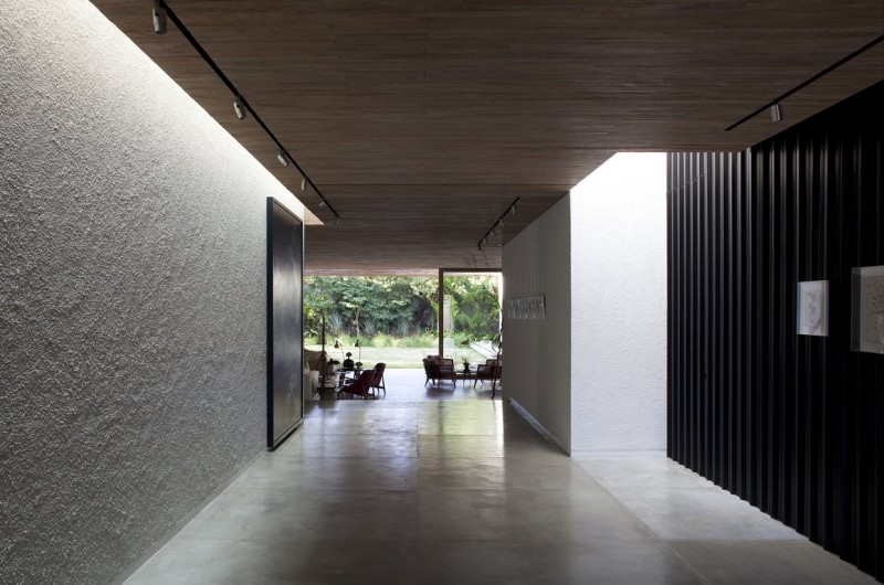 Yucatan House by Isay Weinfe