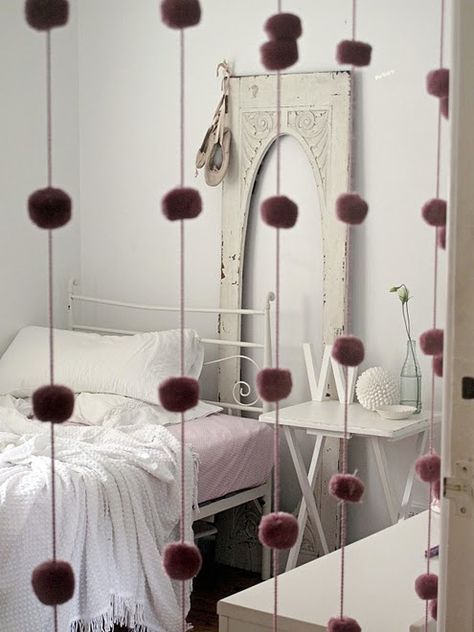 32 Wonderful Pompom Décor Ideas | Home Design Ideas, DIY, Interior .