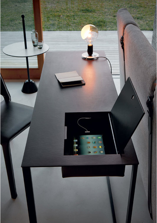 The Calamo Desk Design By Gabriele Rosa Minimalist Rectangular .