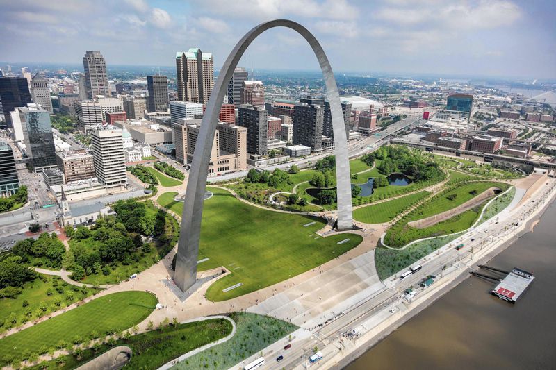 Gateway Arch transformed: New landscape, expanded museum better .