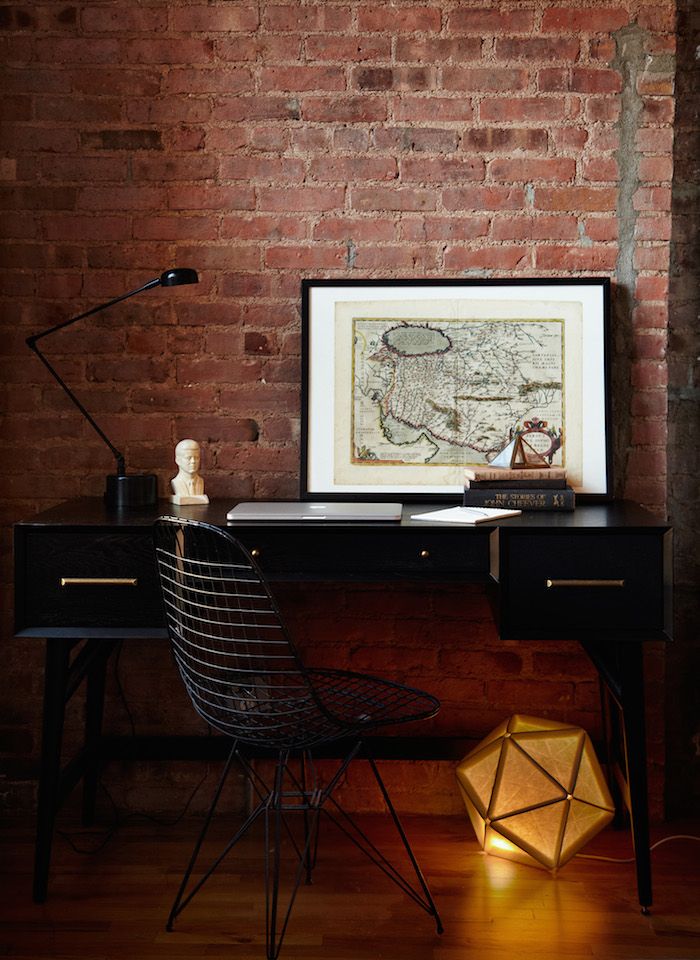 17 Versatile Ways to Style a Space with Maps | Retro interior .