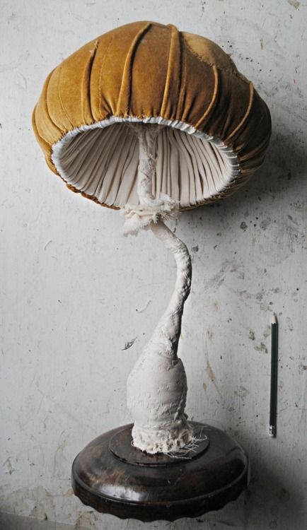 Amazing nature-inspired lamp - DIY idea: make an organic-looking .