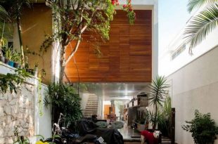 Narrow And Long House With An Outdoor Living Concept - DigsDi