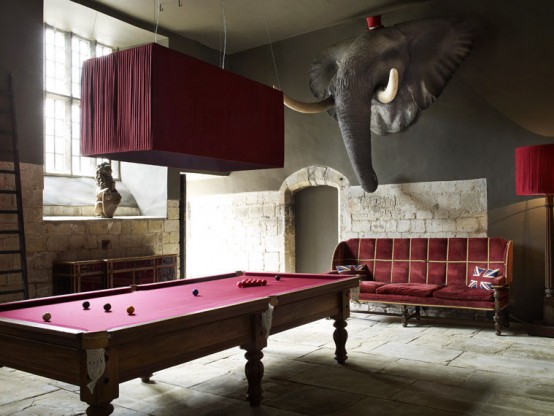 5 Outstanding Billiard Room Designs - DigsDi