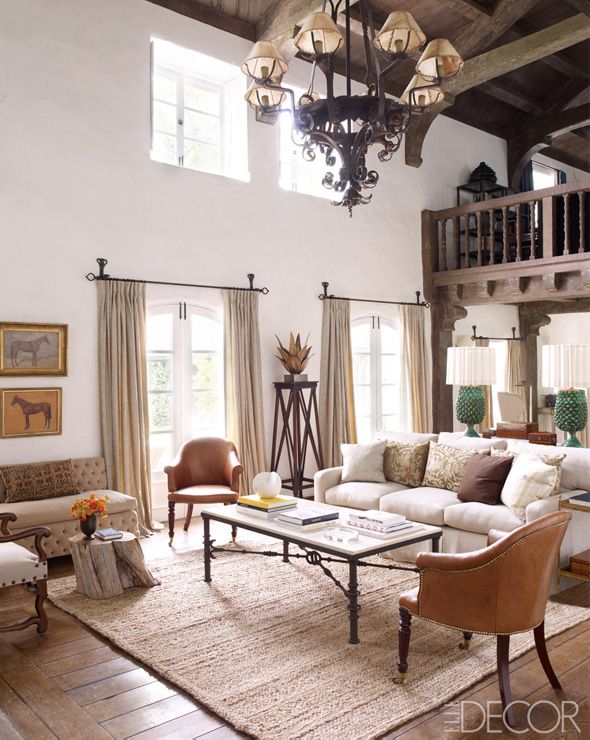 Reece Witherspoon's Ojai, California home in Elle Décor .