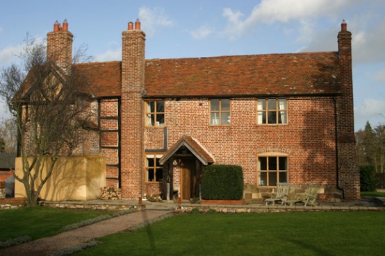 Restoration of Historic Farmhouse from Elizabethan Period - DigsDi