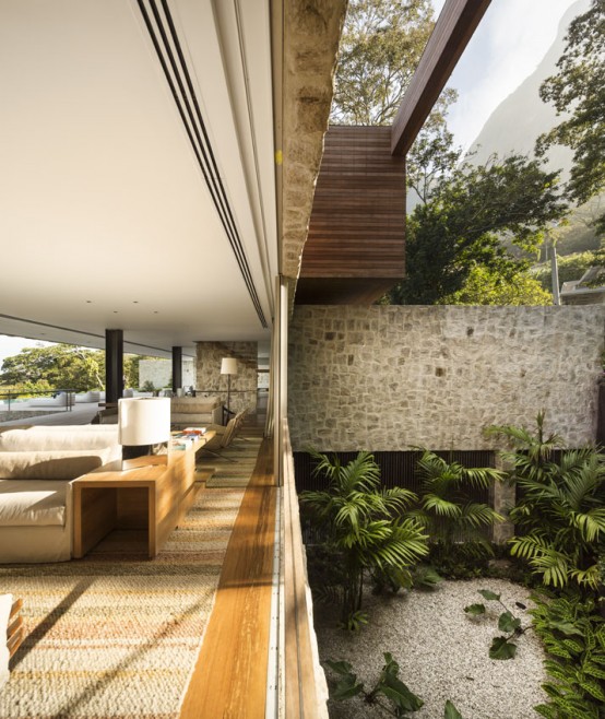 Secluded Paradise: Casa AL With Natural Decor - DigsDi