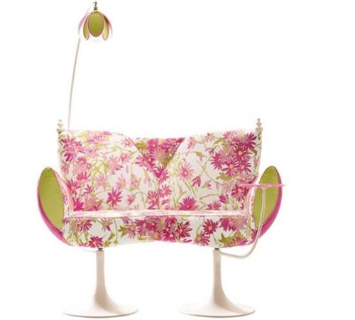 Beautiful sofa with flower motif and wave of spring | Interior .
