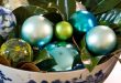 Southern Style Holidays: 30 Beautiful Magnolia Decorations - DigsDi