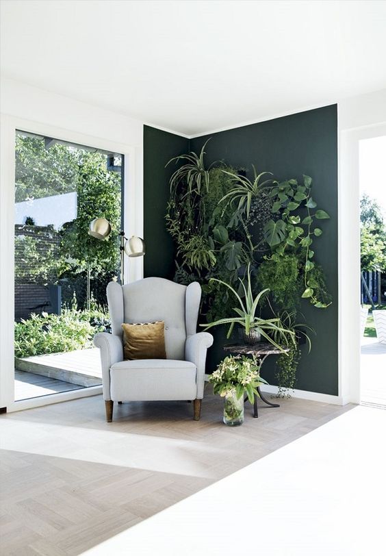16 Space-Saving Vertical Garden Ideas | Green walls living room .