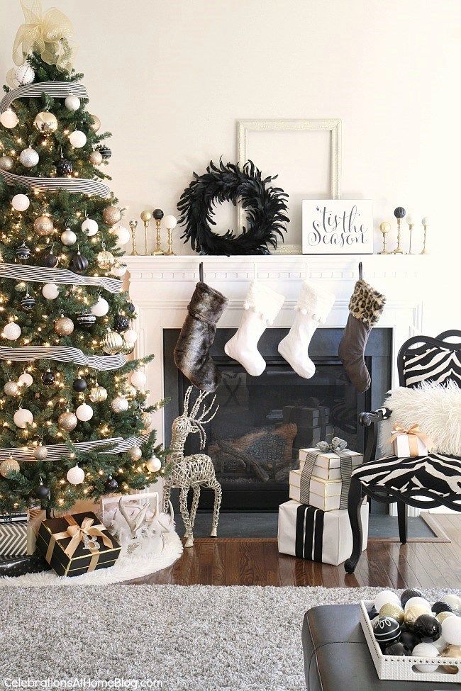 Our Christmas Decor this year - black & white & gold | Gold .