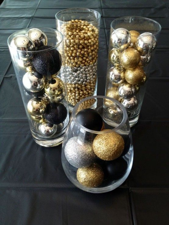 Glittering Black And Gold Christmas Decoration Ideas | Gatsby .