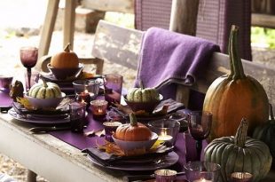 25 Thanksgiving Décor Ideas In Dramatic Purple - DigsDi