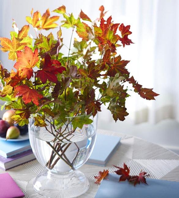Thanksgiving Decor In Natural Autumn Colors