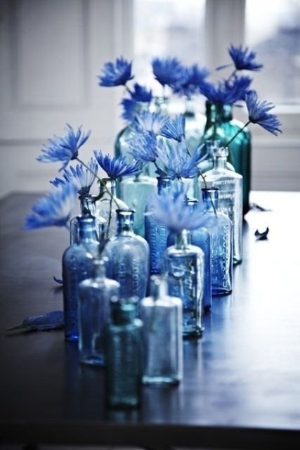 Trend Shake: 40 Indigo Home Décor Ideas | Blue wedding .
