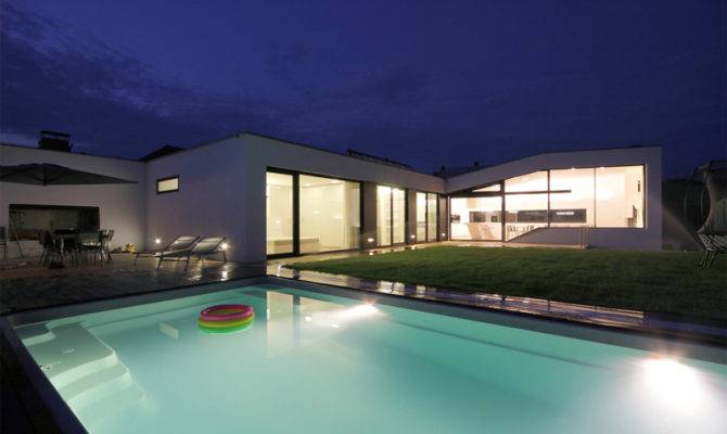 15 Artistic Super Modern Homes - House Pla